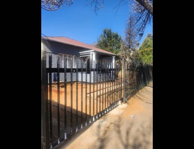 3 BEDROOM HOUSE FOR SALE IN ROSETTENVILLE